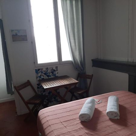 Etape Gimontoise 32 "Chambre Tout Confort" 外观 照片